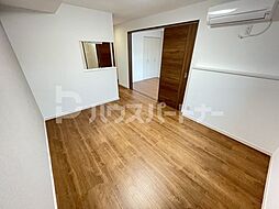 ワールドレジデンス 1階1LDKのリビング/ダイニング