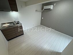 Monologue 301 3階ワンルームのリビング/ダイニング