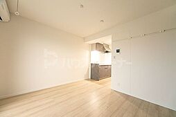 小竹レジデンス 105 1階ワンルームのリビング/ダイニング