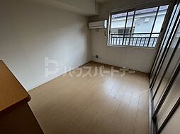 レグルス 102 1階1LDKのリビング/ダイニング