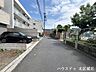 その他：【西側前面道路】幅員約4.5ｍ前面道路。2台の車がすれ違うことが出来る道幅です。