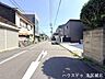 その他：【東側前面道路】道幅が広すぎると交通量が増えてしまうのも心配ですので、これぐらいが理想的な道幅なのかもしれませんね。