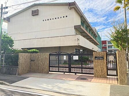 名古屋市立城北小学校【名古屋市立城北小学校】「強く 明るく 正しく 深く」を校訓に掲げています。 500m