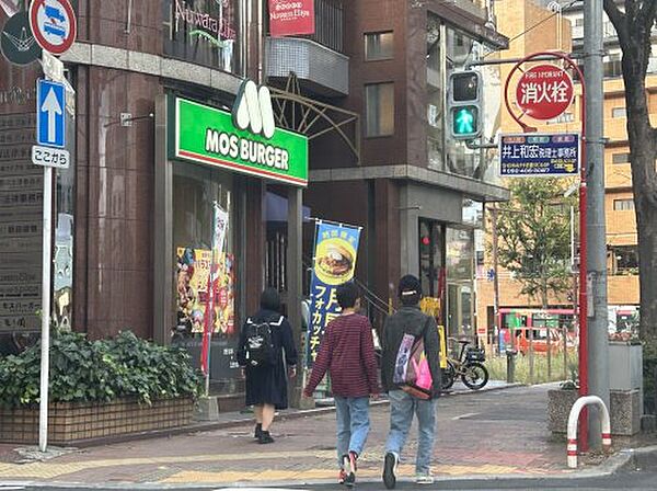 画像27:【ファーストフード】モスバーガー赤坂けやき通り店まで126ｍ