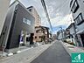 その他：周辺は閑静な住宅街！前面道路広々で車の出し入れも便利です。駐車が苦手な方でも安心して車庫入れできます！