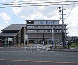 亀岡病院まで1700m 亀岡市民の健康を見守ります。