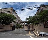 神川中学校まで853m