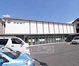 京都銀行 墨染支店まで721m 京阪墨染駅すぐの京都銀行です。