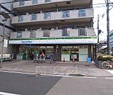 ファミリーマート寺町二条店まで180m 落ち着いた立地
