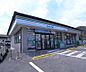 周辺：ファミリーマート松尾大社前店まで500m 松尾橋と松尾大社の鳥居の間に位置します。駐車場も広いですよ。