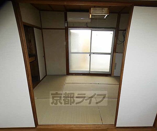 画像14:和室の畳がきれいです。