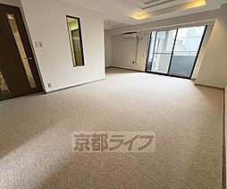 京都市営烏丸線 四条駅 徒歩7分の賃貸マンション 4階3LDKのリビング/ダイニング