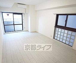 阪急京都本線 西院駅 徒歩3分の賃貸マンション 2階1Kのリビング/ダイニング