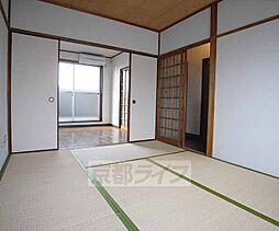 京都市営烏丸線 くいな橋駅 徒歩7分の賃貸マンション 5階2Kのリビング/ダイニング