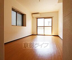 京都市営烏丸線 くいな橋駅 徒歩11分の賃貸マンション 2階1Kのリビング/ダイニング