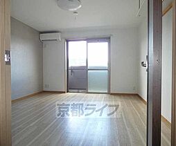 京都市営烏丸線 くいな橋駅 徒歩7分の賃貸マンション 2階1Kのリビング/ダイニング