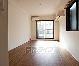 京阪本線 藤森駅 徒歩10分の賃貸マンション 1階1Kのリビング/ダイニング