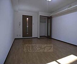 京阪本線 藤森駅 徒歩4分の賃貸マンション 1階1Kのリビング/ダイニング