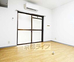 京阪本線 丹波橋駅 徒歩6分の賃貸マンション 1階1Kのリビング/ダイニング