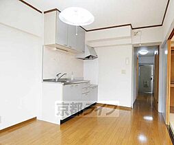 京阪本線 藤森駅 徒歩10分の賃貸マンション 5階2DKのリビング/ダイニング