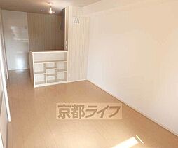 モダンコートＷＥＳＴ 2階2LDKのリビング/ダイニング