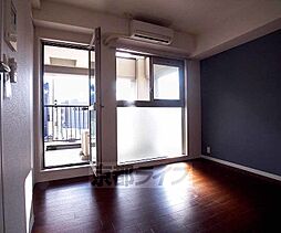 阪急京都本線 大宮駅 徒歩6分の賃貸マンション 11階1Kのリビング/ダイニング