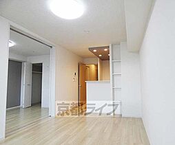 京阪本線 中書島駅 3.1kmの賃貸アパート 1階1LDKのリビング/ダイニング