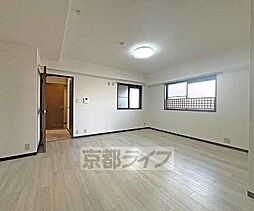 京都地下鉄東西線 京都市役所前駅 徒歩5分の賃貸マンション 4階2LDKのリビング/ダイニング