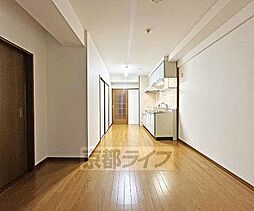 グランディール堀川 202 2階3LDKのリビング/ダイニング