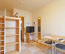 京阪本線 藤森駅 徒歩9分の賃貸マンション 1階1Kのリビング/ダイニング