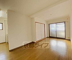 セント・ルークルス 1階1LDKのリビング/ダイニング