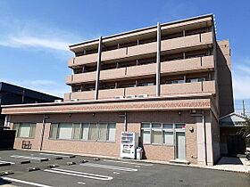 ラフィネ　ロジュマン  ｜ 広島県福山市川口町1丁目20-6（賃貸マンション1K・5階・30.46㎡） その1