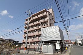 Ｆ＆Ｆアビタシオン  ｜ 広島県福山市南手城町3丁目（賃貸マンション1K・2階・26.73㎡） その1