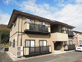 広島県福山市山手町7丁目（賃貸アパート2LDK・2階・59.10㎡） その1