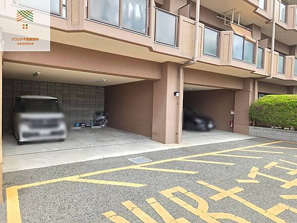 駐車場を拡大表示