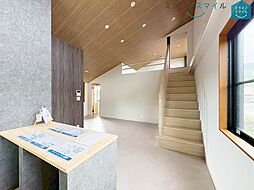 石畳小学校豊田市石畳町片平　中古戸建 1LDKのリビング/ダイニング