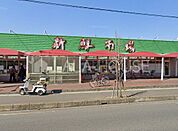 ヤオヒロ小泉店 徒歩11分。 850m