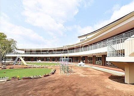 片柳幼稚園 徒歩17分。 1330m