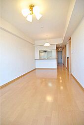 コンフォリア板橋仲宿 705 7階2LDKのリビング/ダイニング