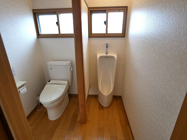 トイレ 富山市四方