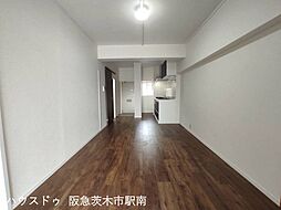 ローレルハイツ茨木総持寺2号棟
