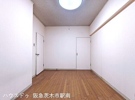 5.8帖の洋室