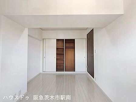 洋室6.5帖（廊下側）