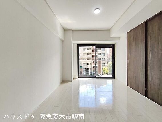 洋室6帖（バル...