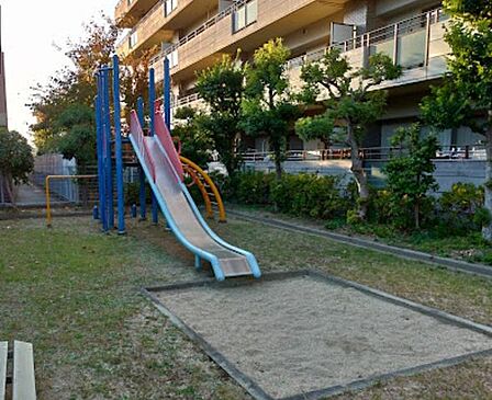 玉川新町すみれ公園 400m