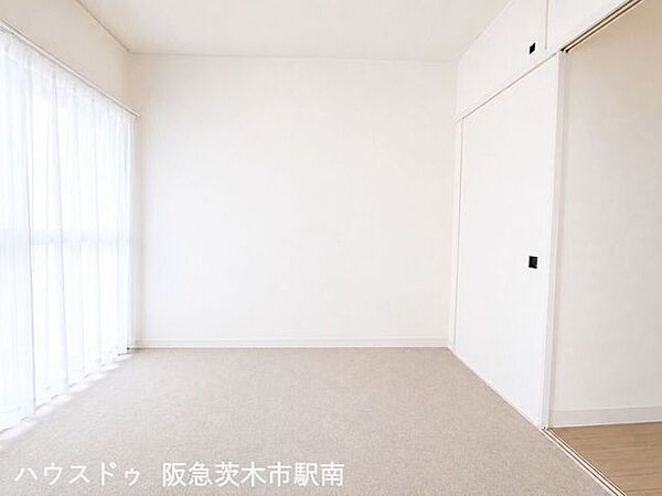 洋室を拡大表示