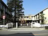 周辺：養精中学校 850m