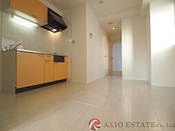 Gramercy Juso-higashi 1st 8階1DKのリビング/ダイニング