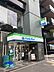 周辺：ファミリーマート麻布十番一丁目店 徒歩7分。 510m