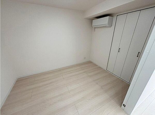 寝室を拡大表示